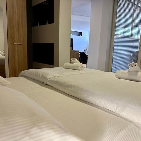 Apartments Park Siska Lublana Zewnętrze zdjęcie