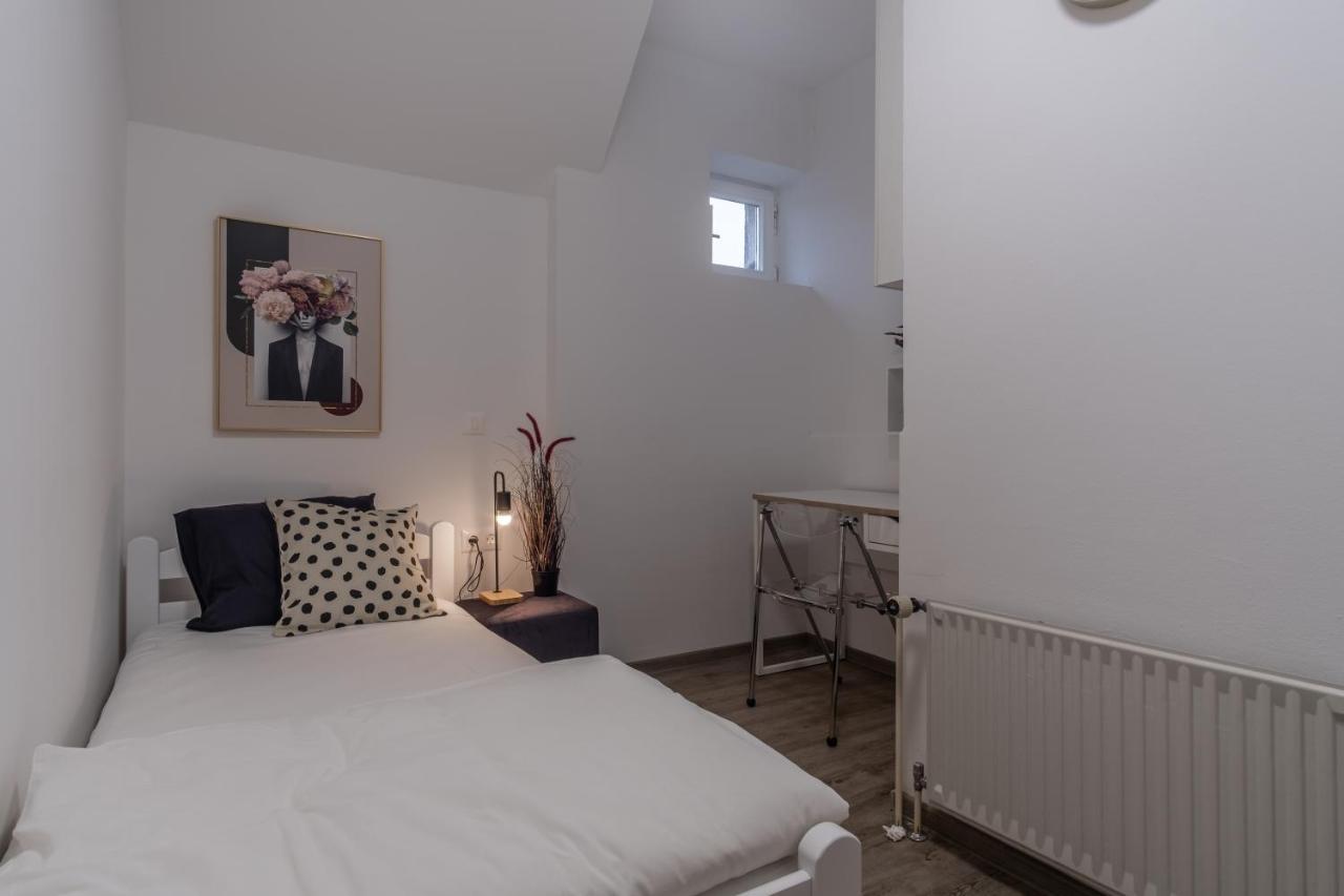 Apartments Park Siska Lublana Zewnętrze zdjęcie